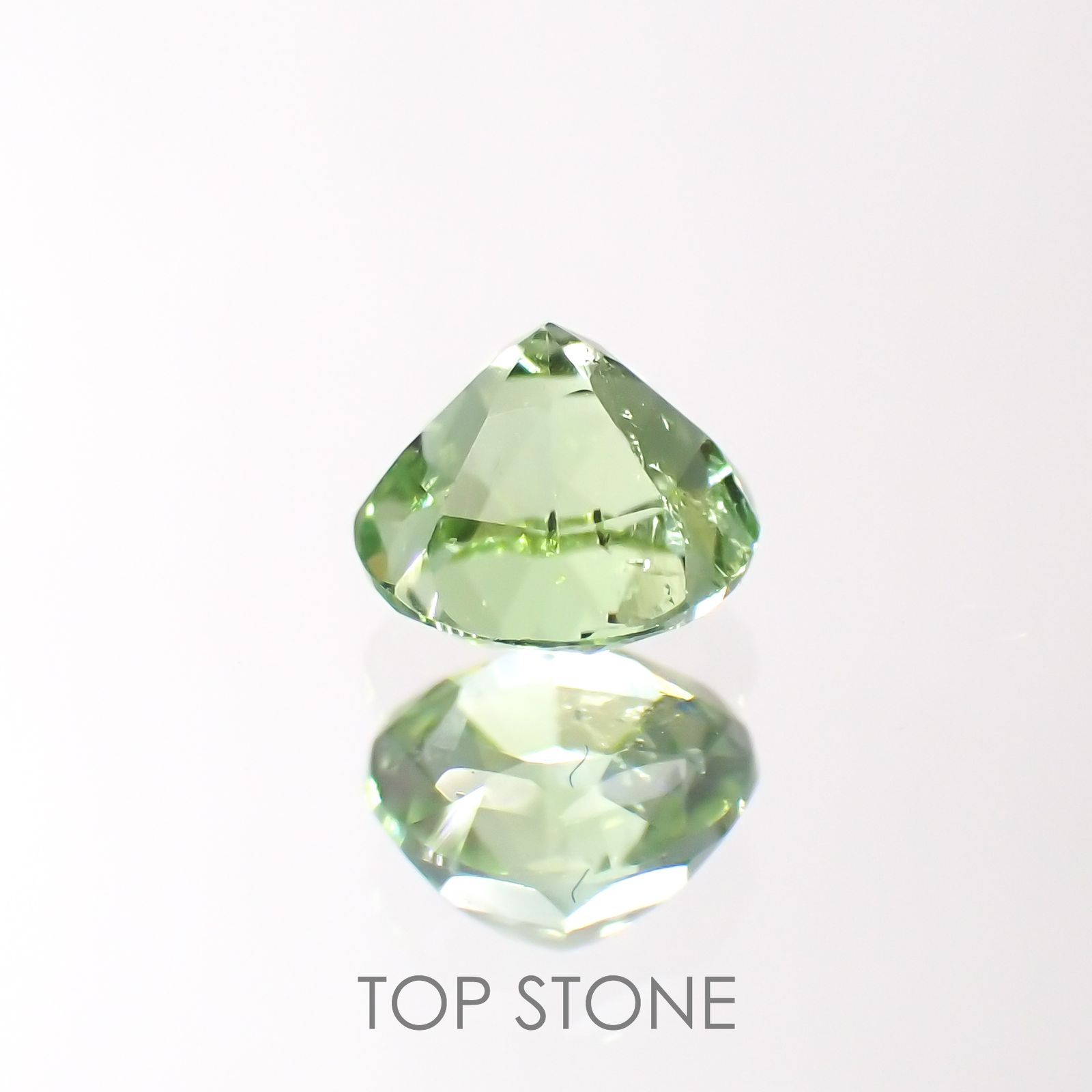 ミントトルマリン(宝石名グリーン・トルマリン) アフガニスタン産 0.51ct 識別済[211013613]5×4.9mm前後