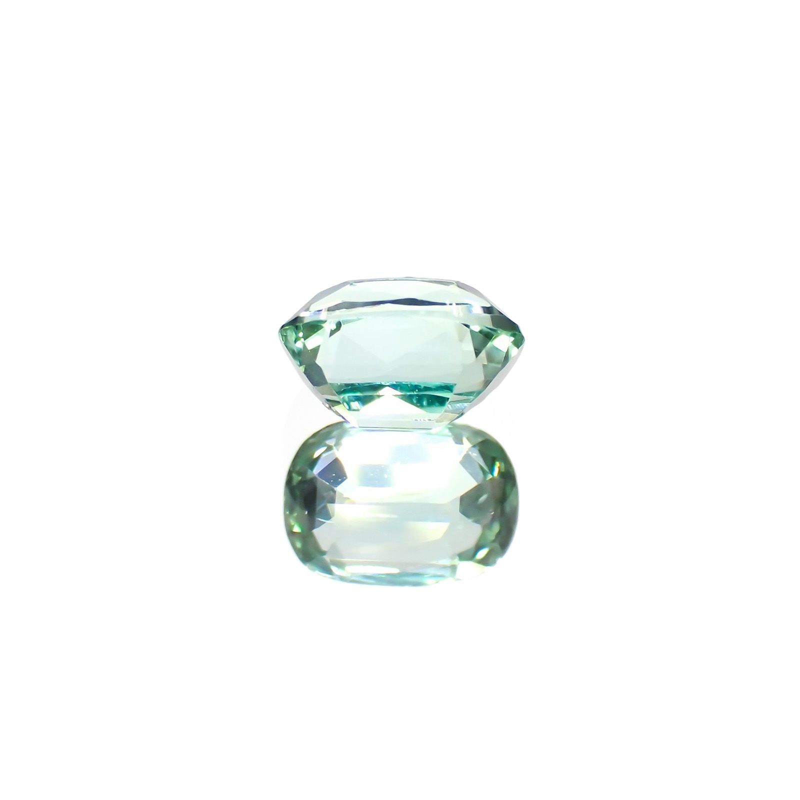 ブルーグリーントルマリン アフガニスタン産 0.59ct / 5.8x4mm前後 [220114091]