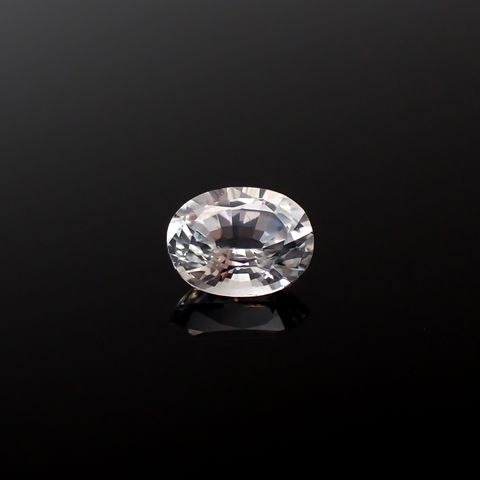 カラーレスサファイア スリランカ産 0.43ct[240527479]5.1x3.8mm前後