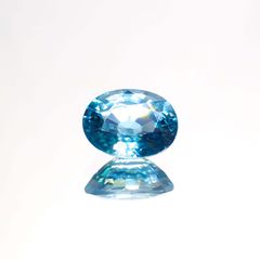 ブルージルコン(宝石名ジルコン)カンボジア産 1.82ct 識別済[220113992]7.7x5.9mm前後
