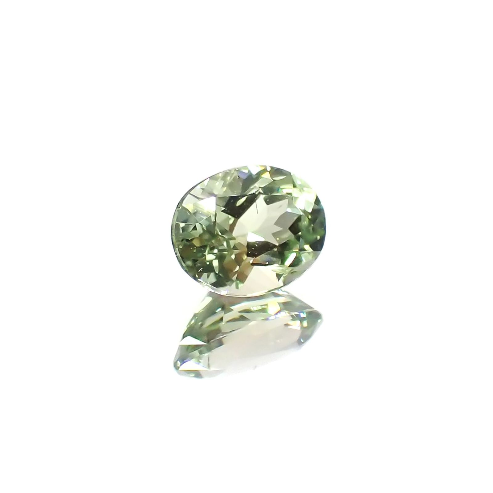 バナジウムコーネルピン(宝石名コーネルピン)タンザニア・タンガ州産 識別済 0.43ct / 5.3x4mm前後 [230320933]