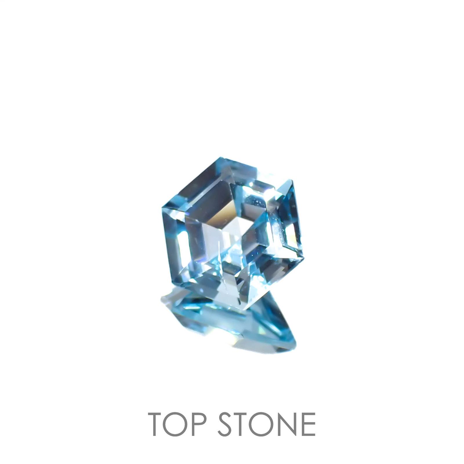 ◇ヘキサゴンカット◇ブルートパーズ ブラジル産 4.76ct[221219363]10x10mm前後