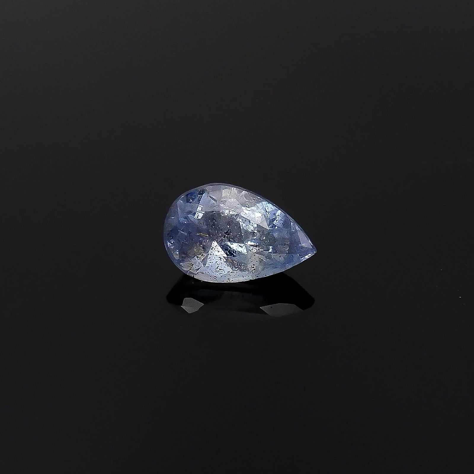 ジェレメジェバイト(宝石名エレメージェバイト)ナミビア産 ソ付(彩珠) 0.450ct / 6.4x4mm前後 [230823133]