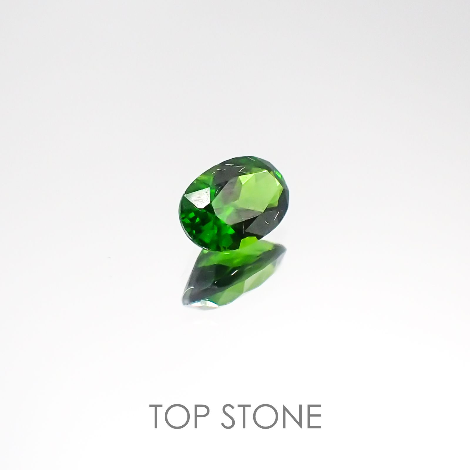 クロムダイオプサイド ロシア産 ルース 0.44ct[20084984]5.8×3.7mm前後