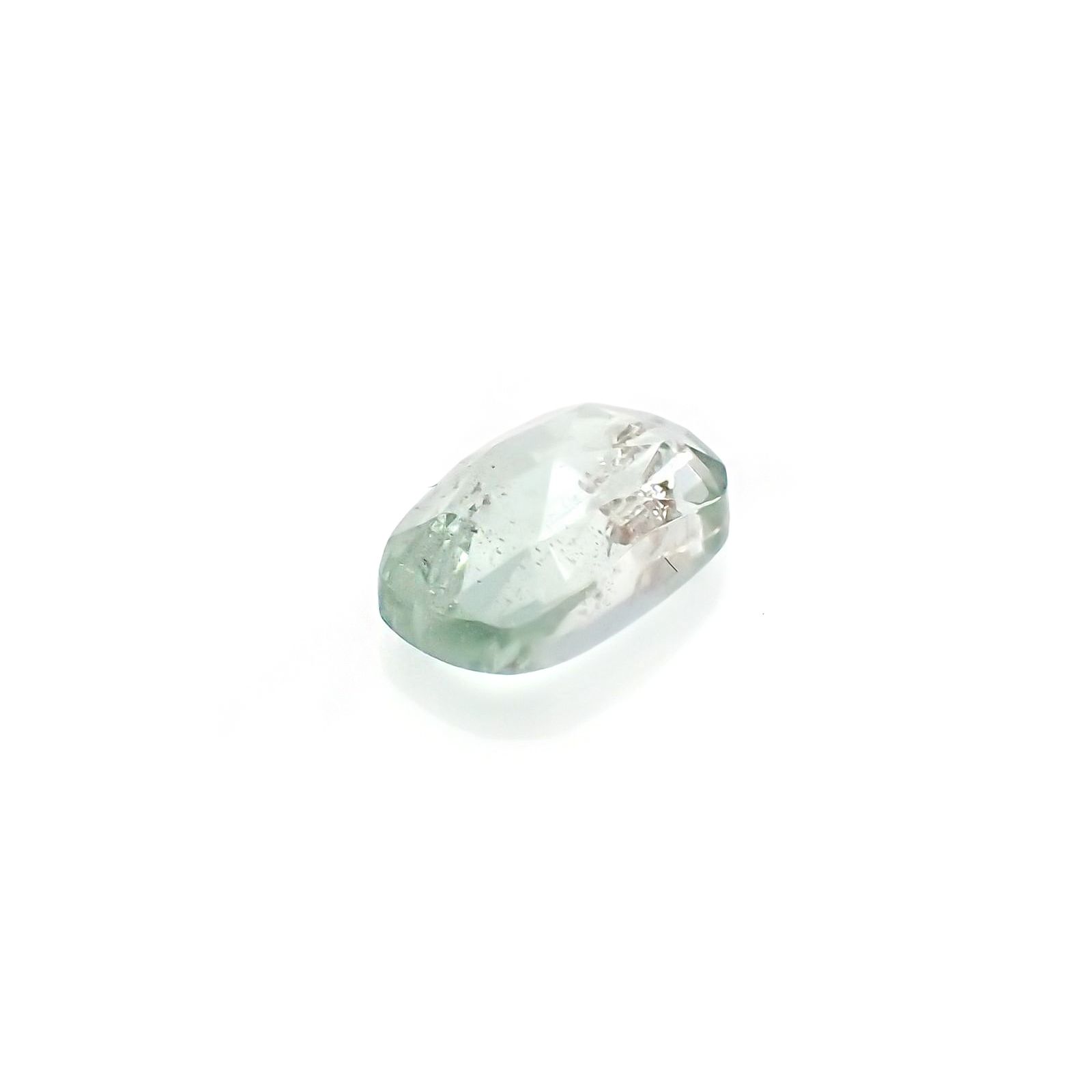 ◇ローズカット◇バナジウムコーネルピン(宝石名コーネルピン)タンザニア・タンガ州産 識別済 0.84ct / 6.9x4.3mm前後 [220115556]