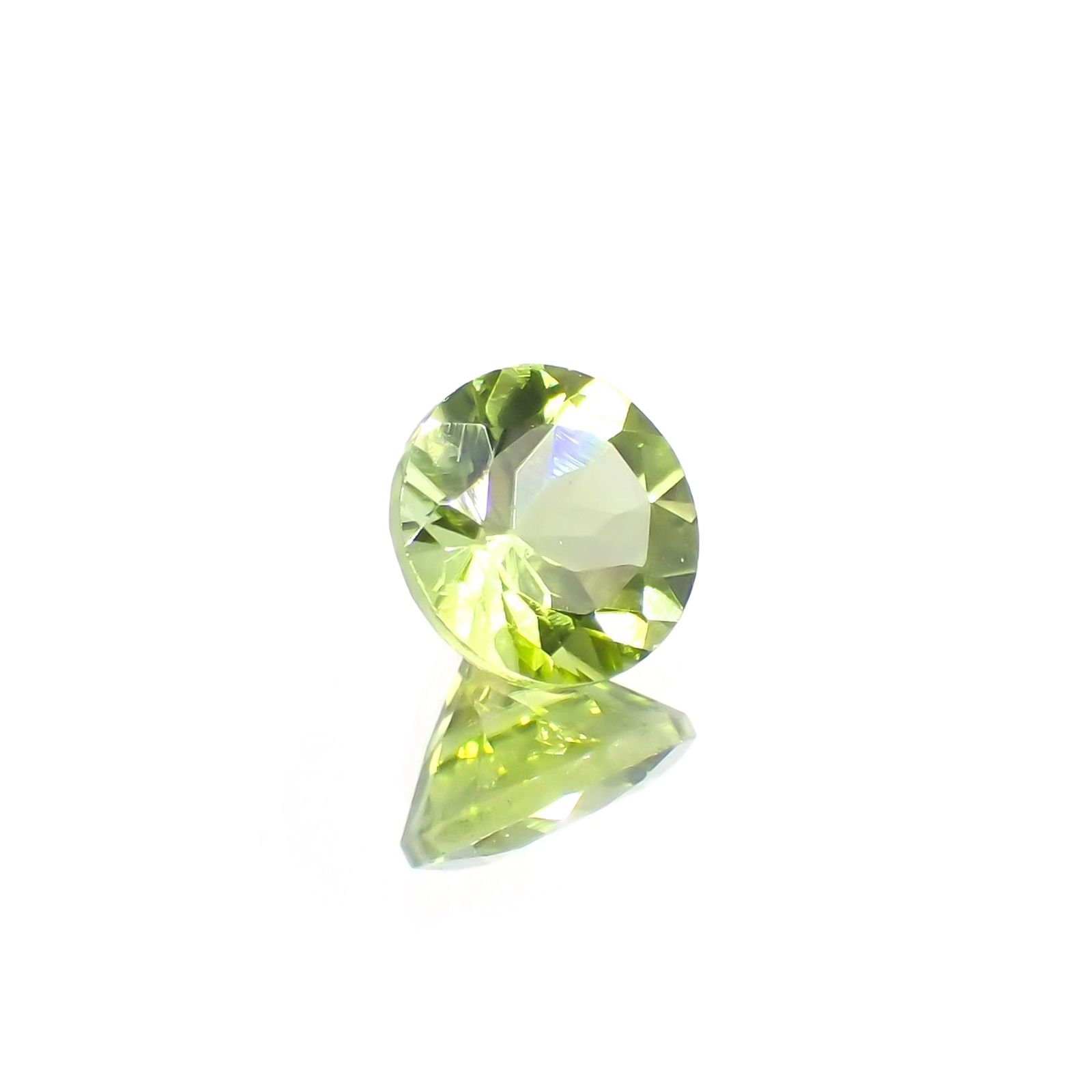 ペリドット(宝石名ペリドット) パキスタン産 識別済 1.15ct / 6.4x6.4mm前後 [210813072]