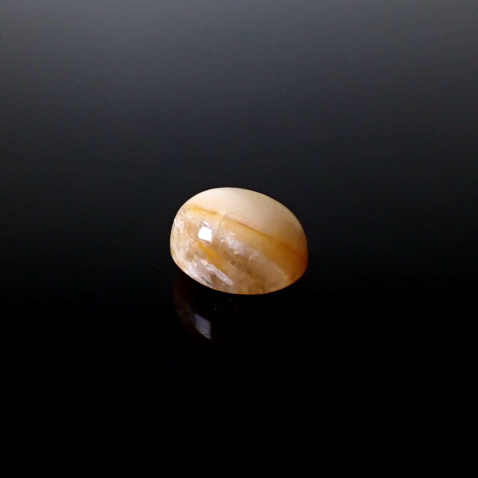北海道石(北海道オパール) 北海道河東郡鹿追町然別産 3.38ct [250530387]10.7x8.4mm前後