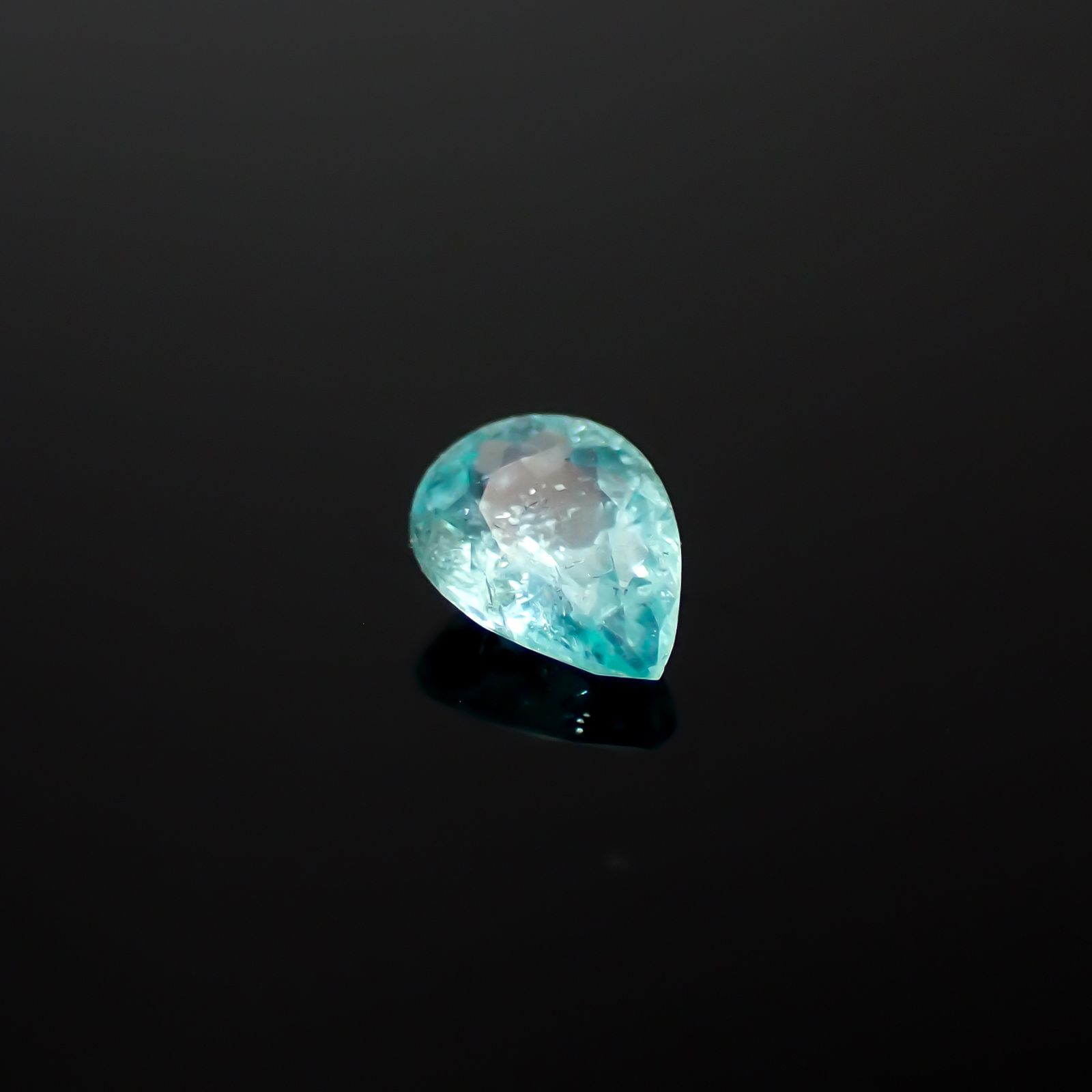 パライバトルマリン モザンビーク産 0.23ct[240928774]5.2x3.5mm前後