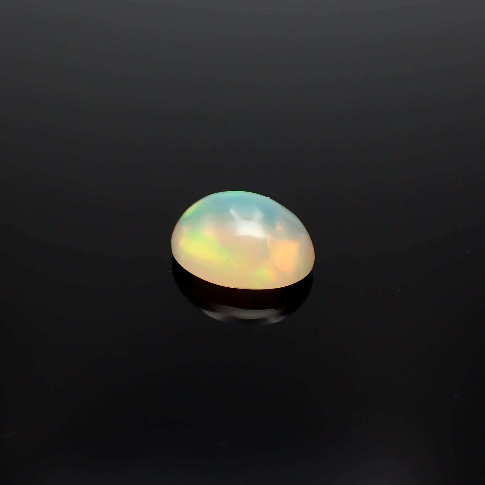 エチオピアオパール(宝石名オパール)エチオピア産 1.76ct 識別済[231224642]10.1x7.9mm前後