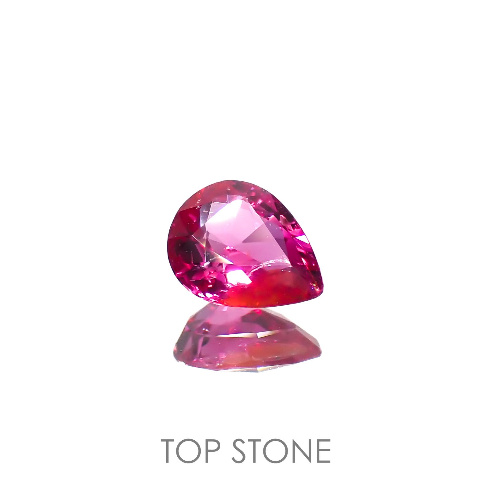 ルビー(宝石名ルビー)モザンビーク産 0.61ct 識別済[220616087]5.9x4.9mm前後