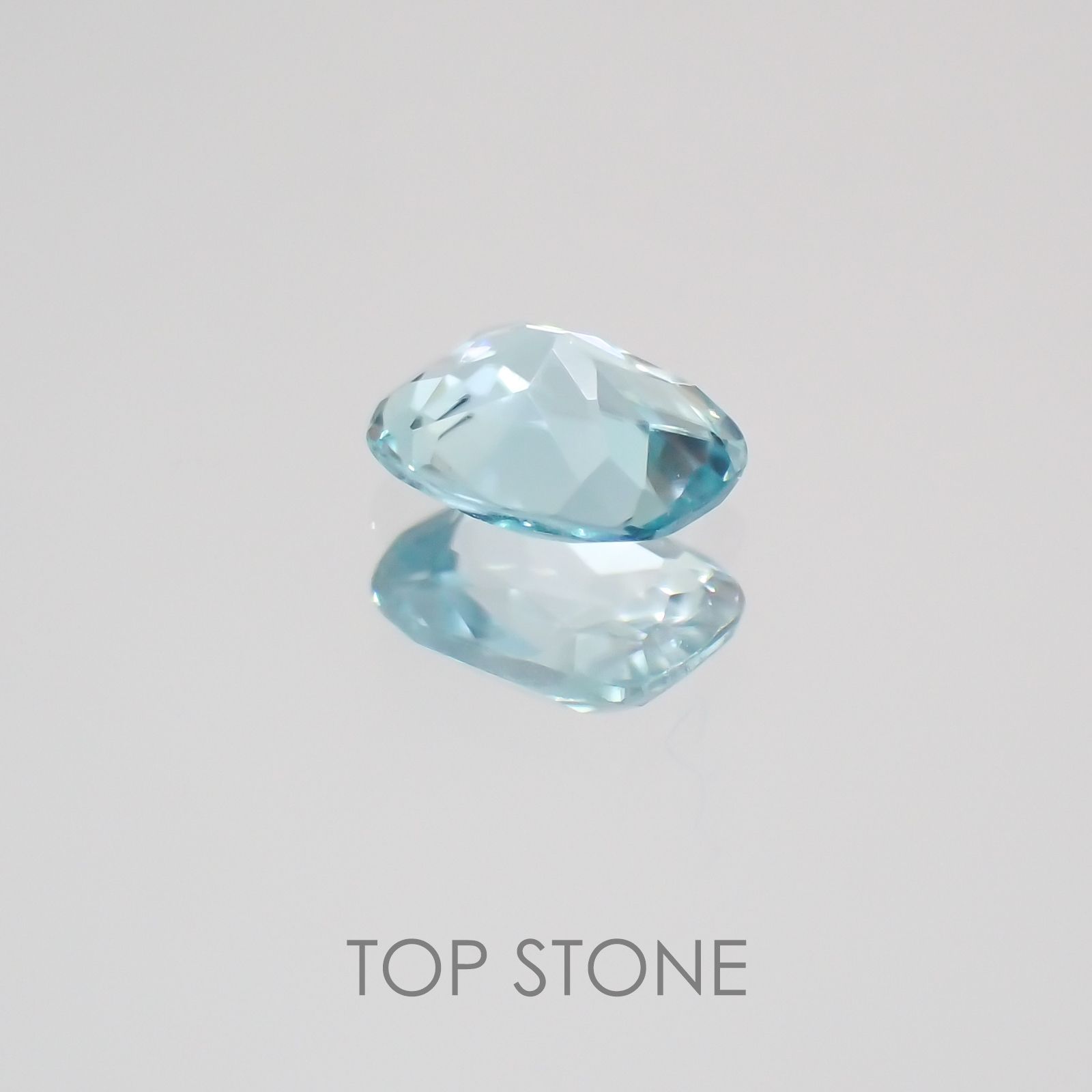 グランディディエライト マダガスカル産 ルース 0.17ct[21069852]4.1×3.1mm前後