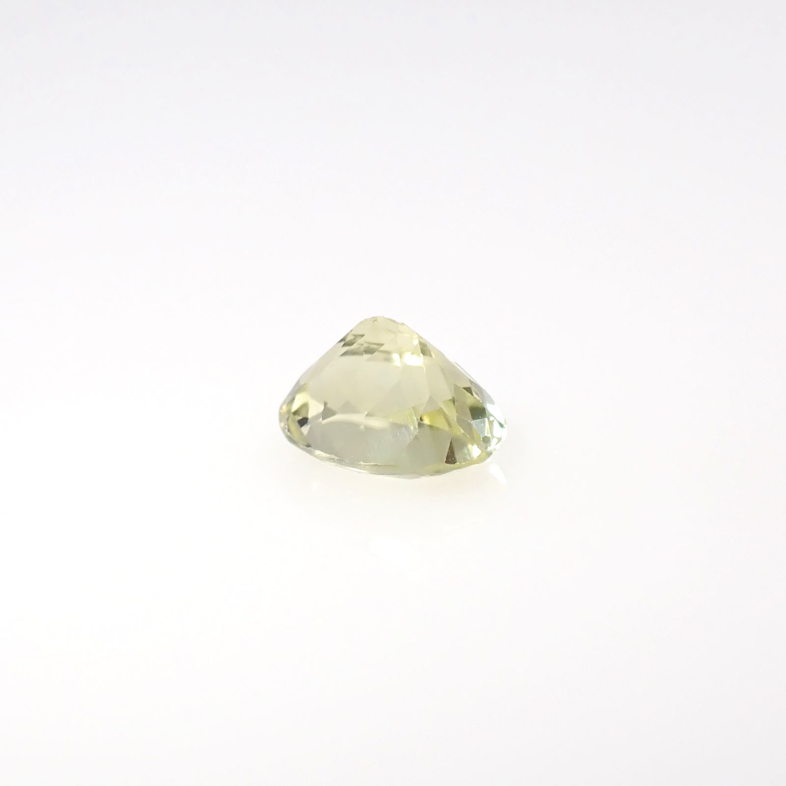 モンテブラサイト(宝石名モンテブラサイト)マダガスカル産 1.39ct 識別済[241229655]7.7x6.1mm前後