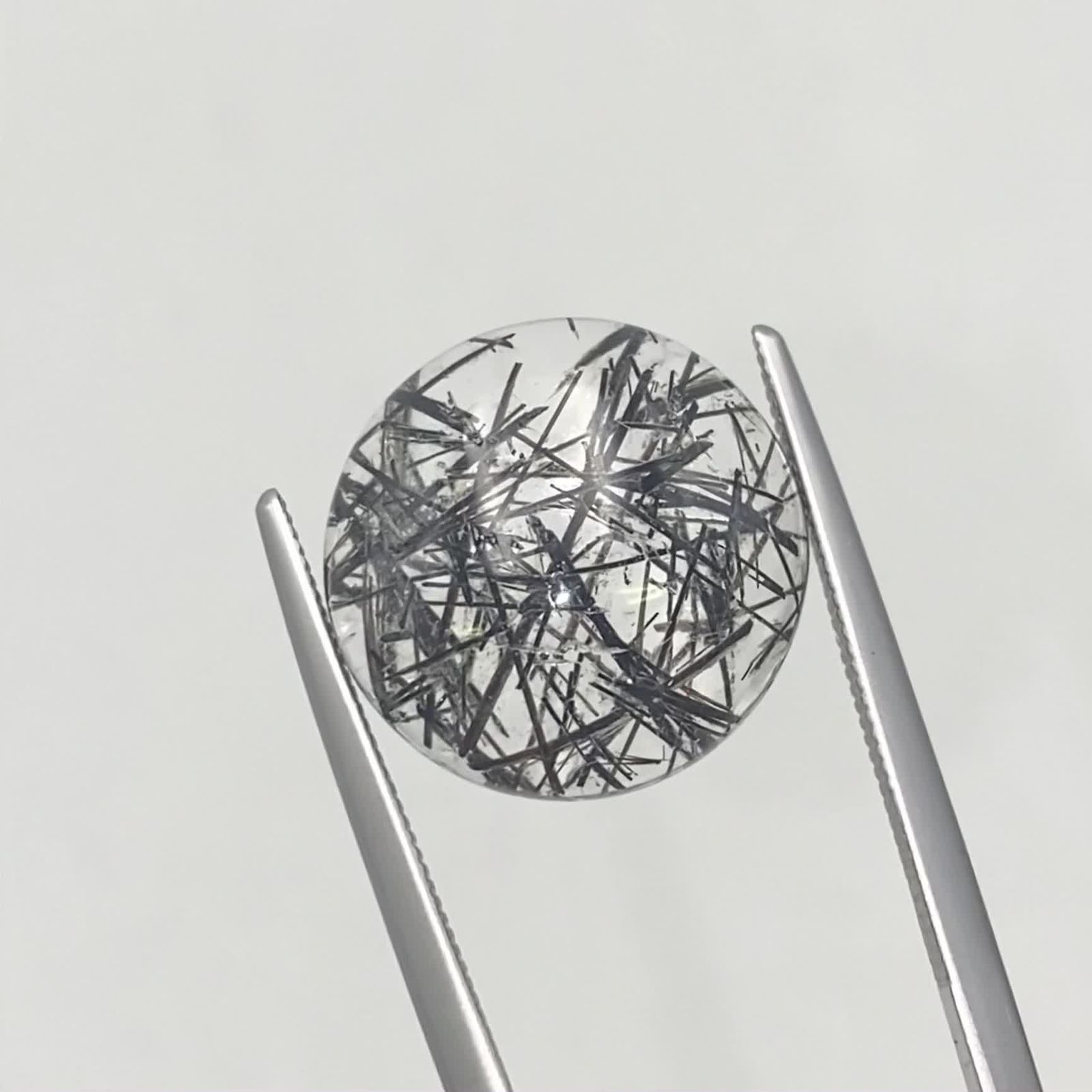 ブラックトルマリンインクォーツ ブラジル産 8.44ct / 14.1x14.1mm前後