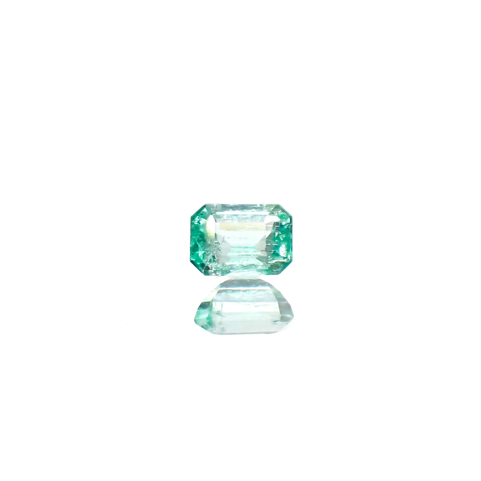 パステルカラーエメラルド コロンビア産 0.20ct[240225953]3.8x2.8mm前後