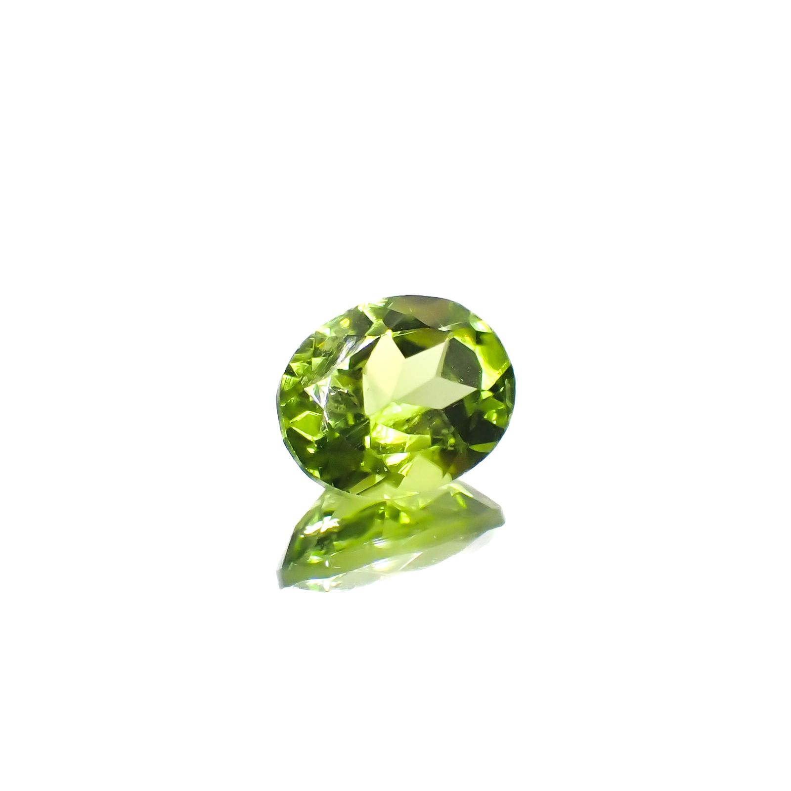 リリーパッドペリドット アメリカ・アリゾナ州産 2.15ct [231224598]8.9x7mm前後