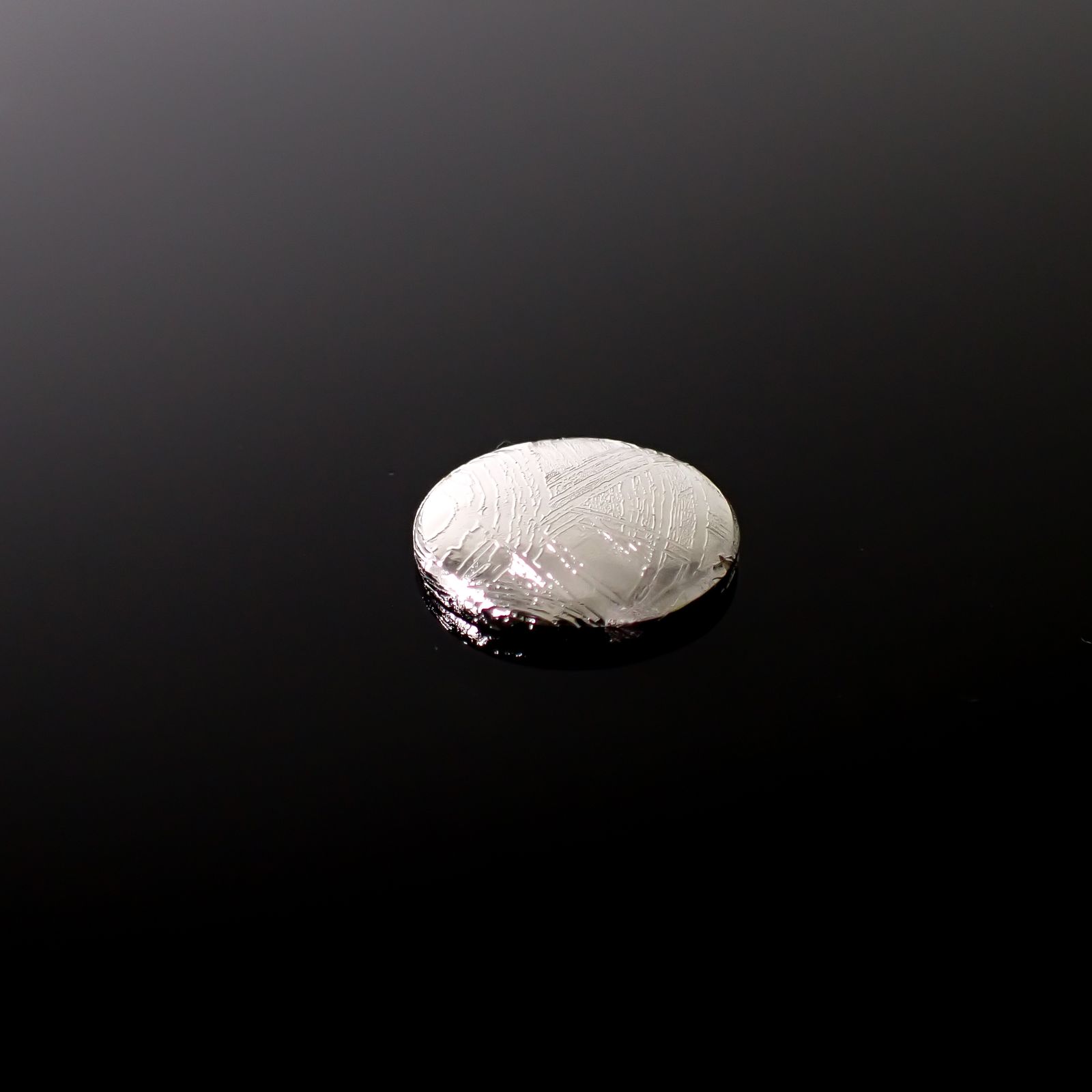ムオニナルスタ隕石 発見地:スウェーデン 17.55ct[240125748]15.4x15.3mm前後