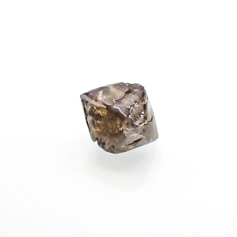 ソーヤブルダイヤモンド 原石 0.40ct[220717050]4.7x4.3mm前後