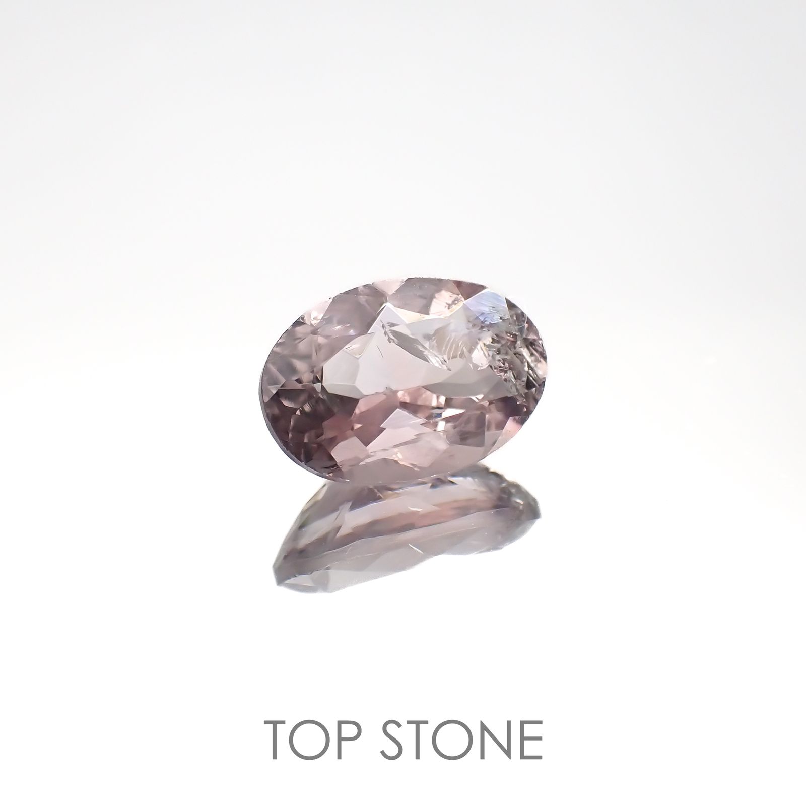 フローライト フルオレッセンス イギリス・ロジャリー鉱山産 2.80ct[220716930]10.8x7.5mm前後