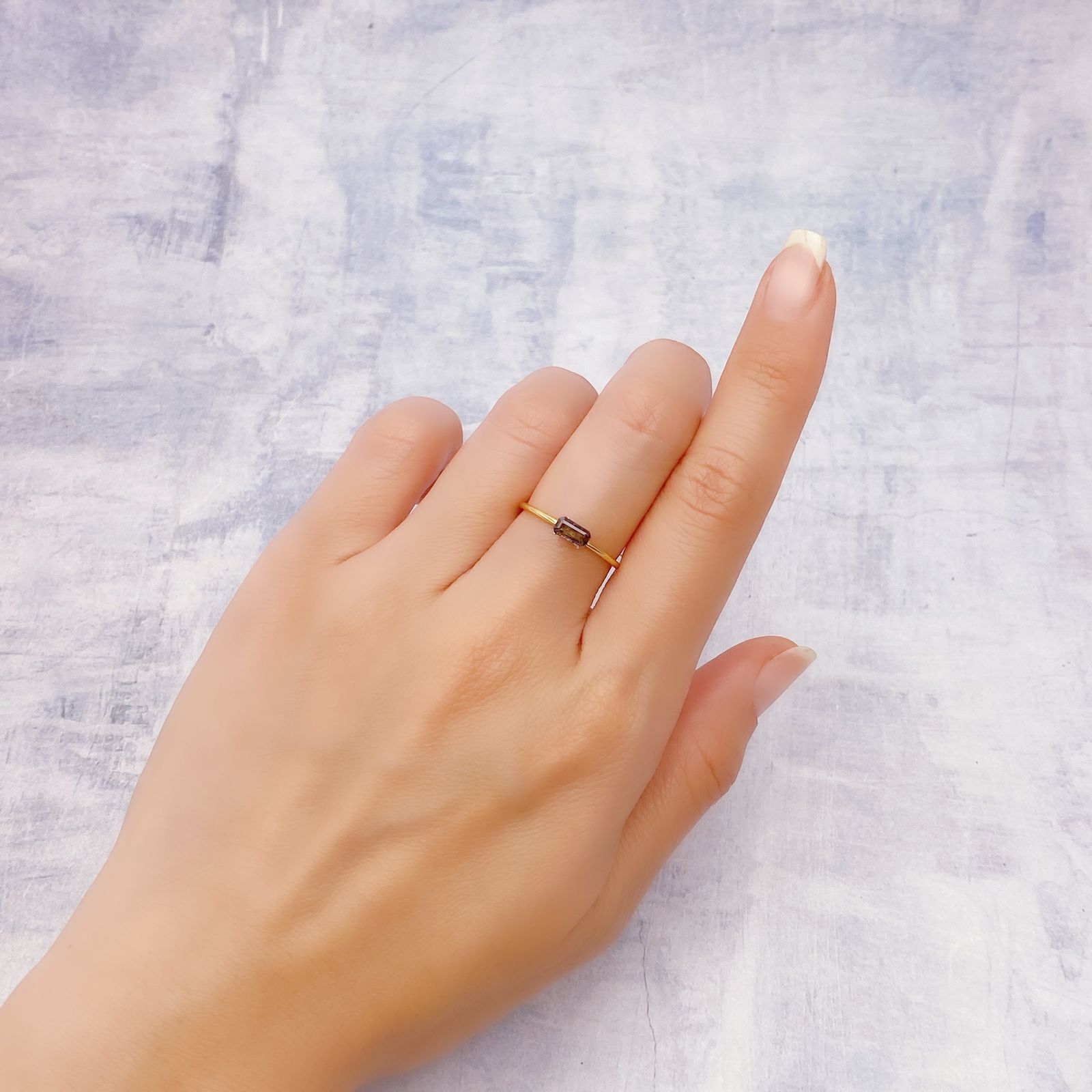 ブルーティントアキシナイト パキスタン産 0.36ct [241229595]5.7x3mm前後