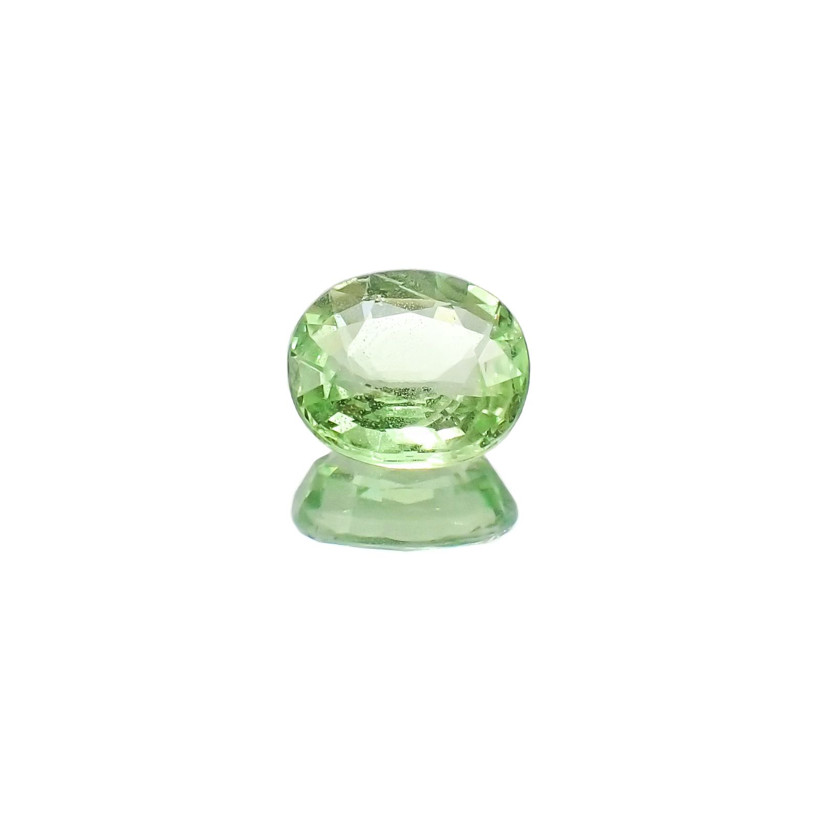 ミントガーネット(宝石名グリーン グロッシュラー・ガーネット)タンザニア・メレラニ鉱山産 識別済 1.01ct / 6.5x5.8mm前後 [251022488]
