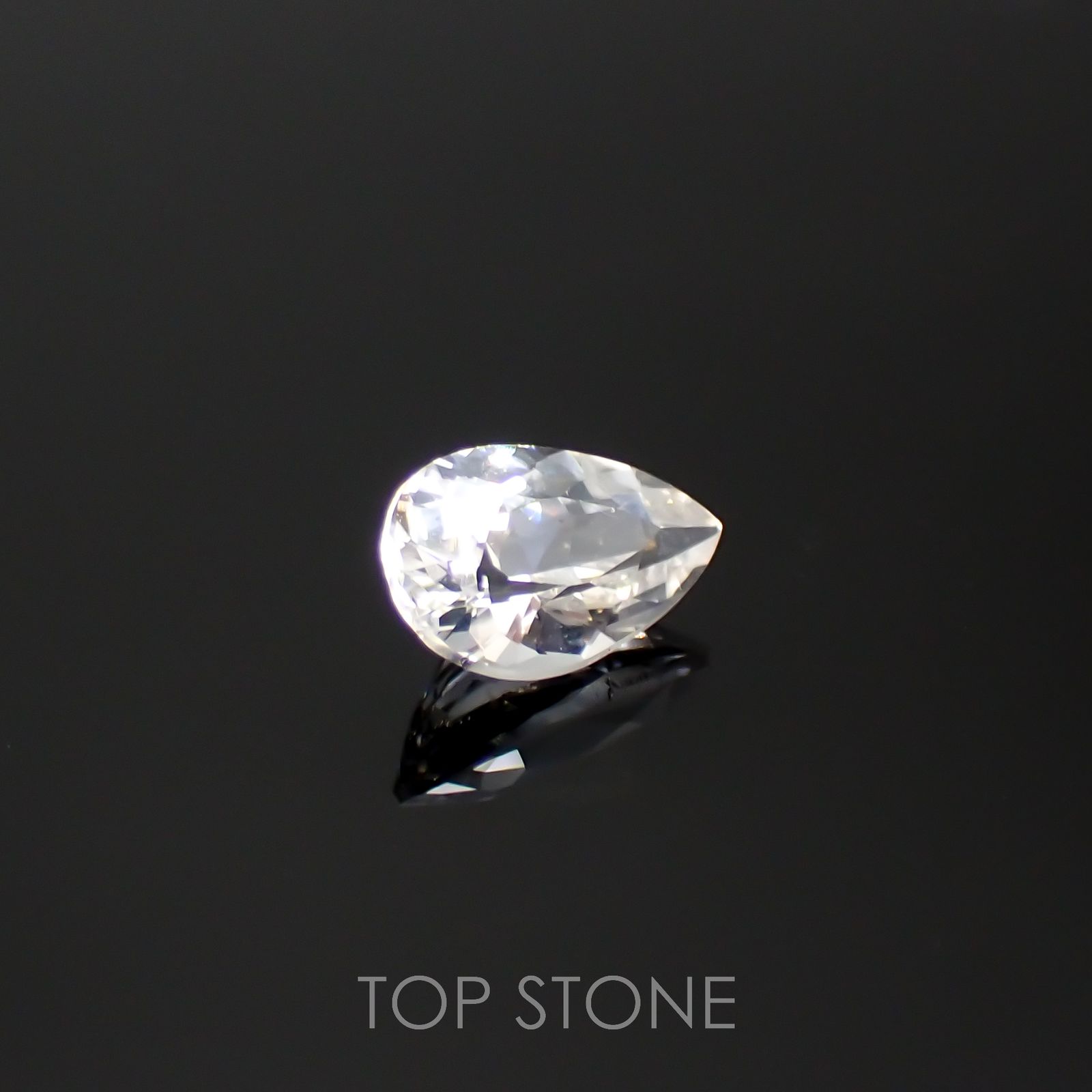 フェナカイト(宝石名フェナカイト)マダガスカル産 0.60ct 識別済[220817208]7.1x4.6mm前後