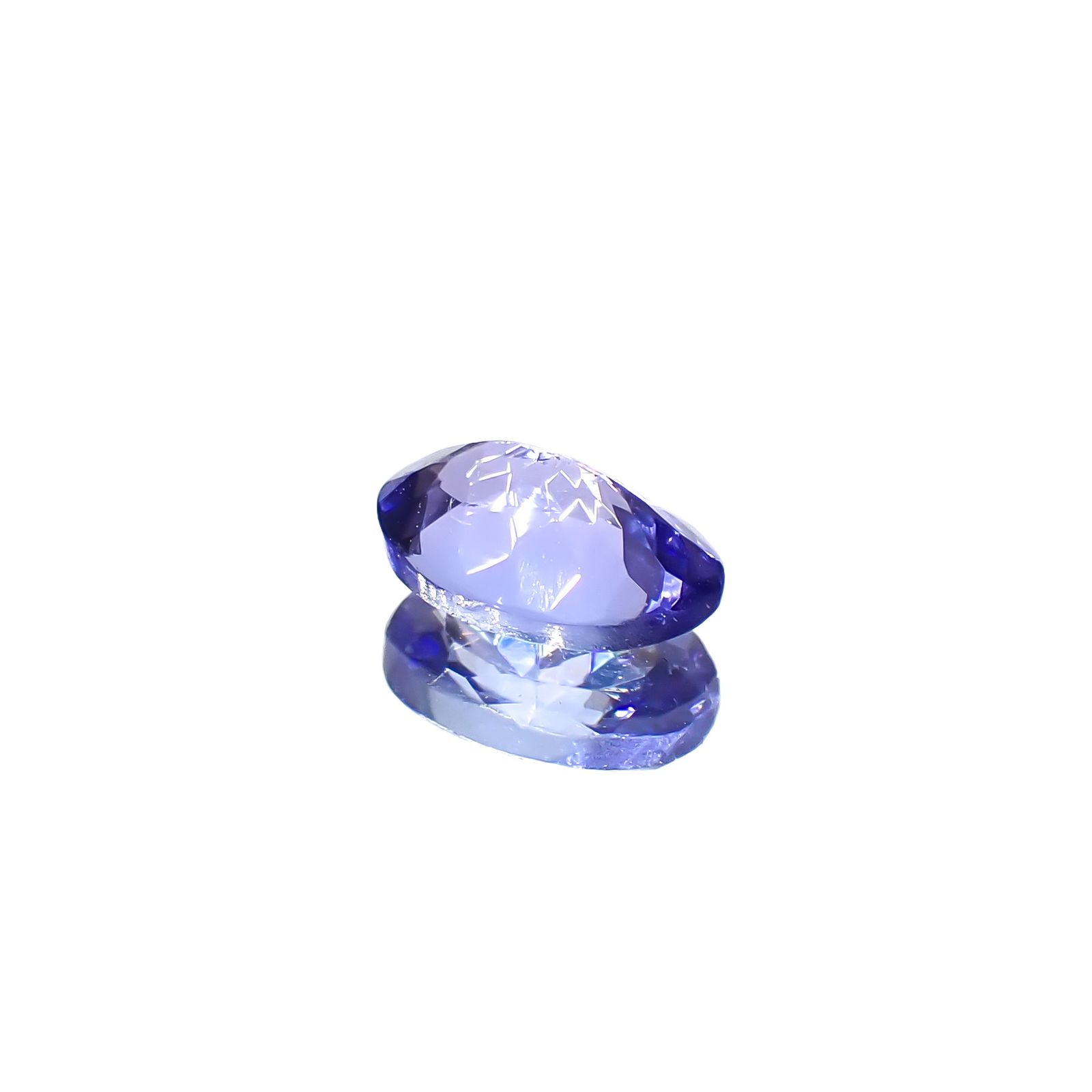 タンザナイト(宝石名タンザナイト)タンザニア産 0.44ct 識別済[240628336]5.8x3.8mm前後