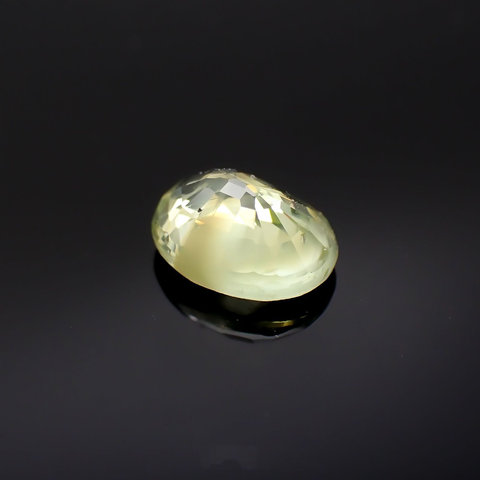 クリソベリル(宝石名クリソベリル)マダガスカル産 1.02ct 識別済[220817452]6.7x5.4mm前後