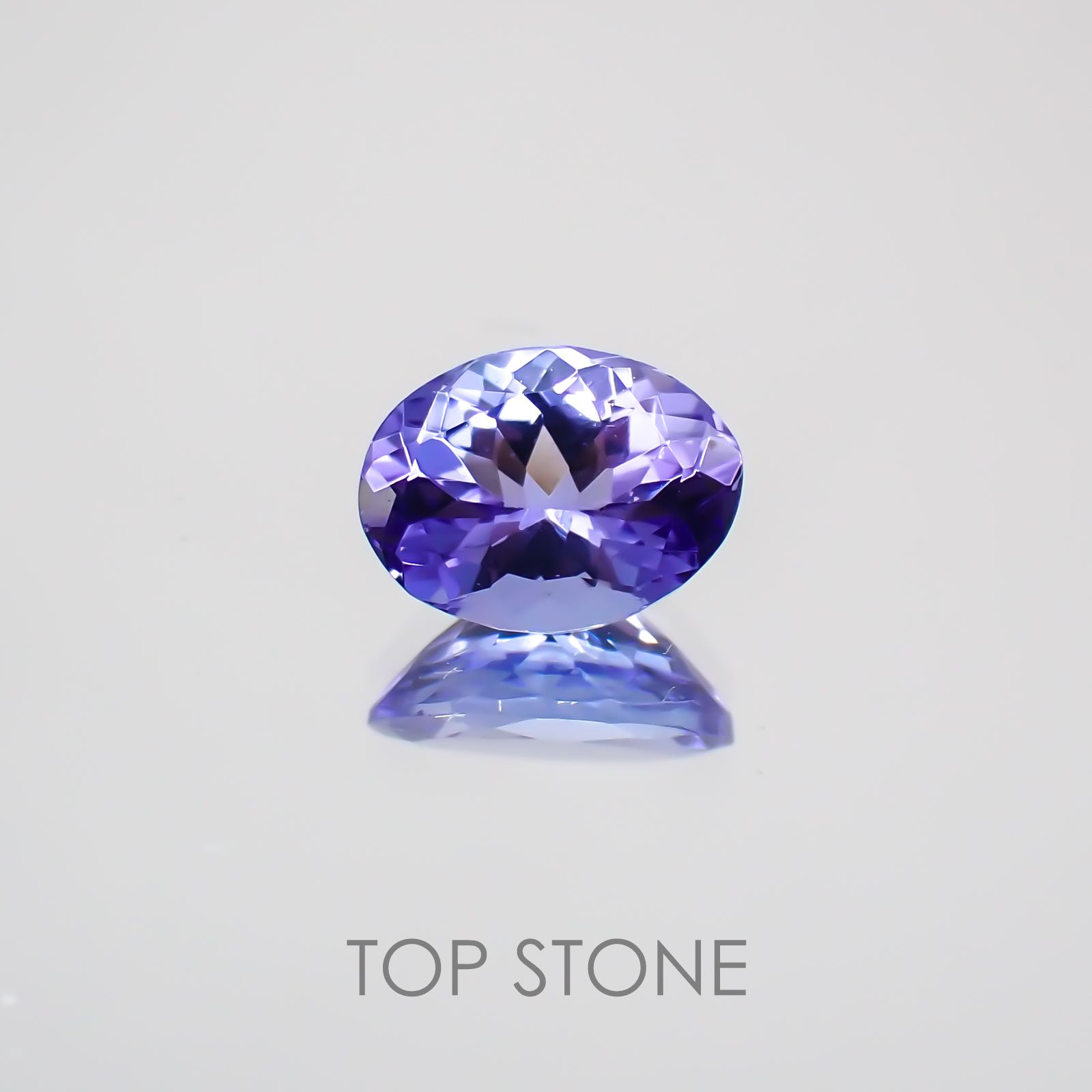 タンザナイト(宝石名タンザナイト) タンザニア産 0.89ct 識別済[210210064]7.2×5.4mm前後