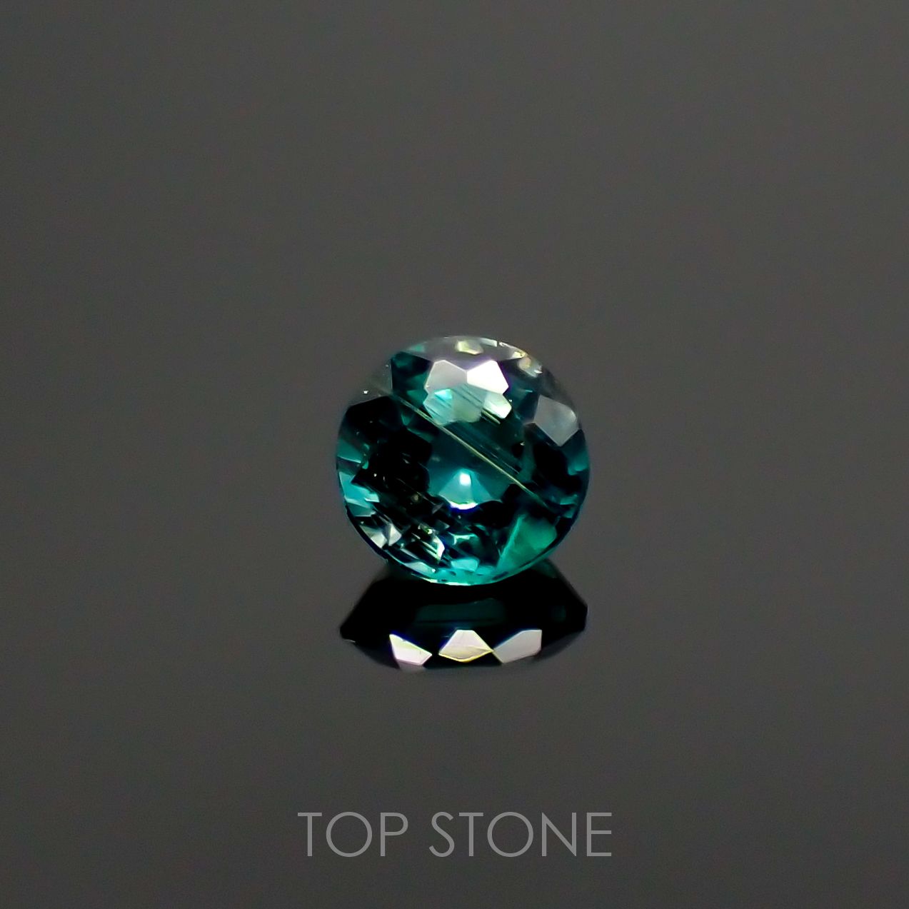 グランディディエライト マダガスカル産 ルース 0.09ct[210711937]2.8×2.8mm前後