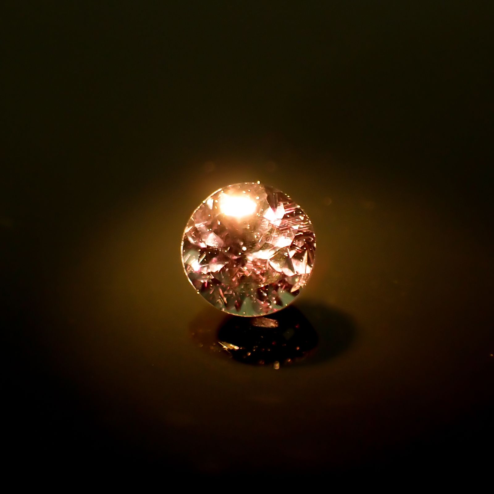 カラーチェンジガーネット アレキタイプ マダガスカル・ベキリー産 0.27ct[231224757]3.6x3.6mm前後