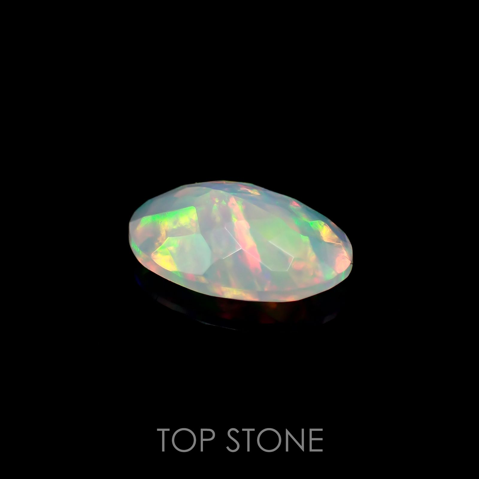 エチオピアオパール(宝石名オパール)エチオピア産 1.79ct 識別済[220717030]12.4x8.9mm前後