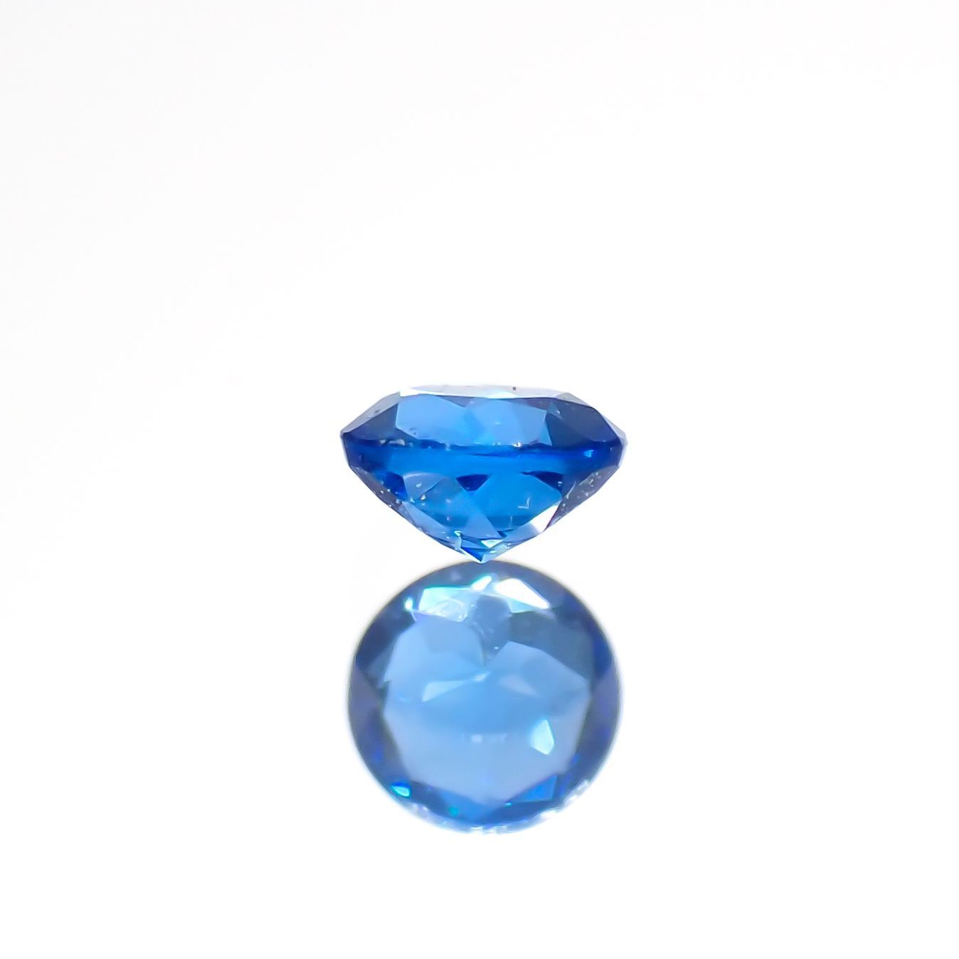 アウイナイト フルオレッセンス ドイツ産 0.052ct[220917699]2.5x2.5mm前後