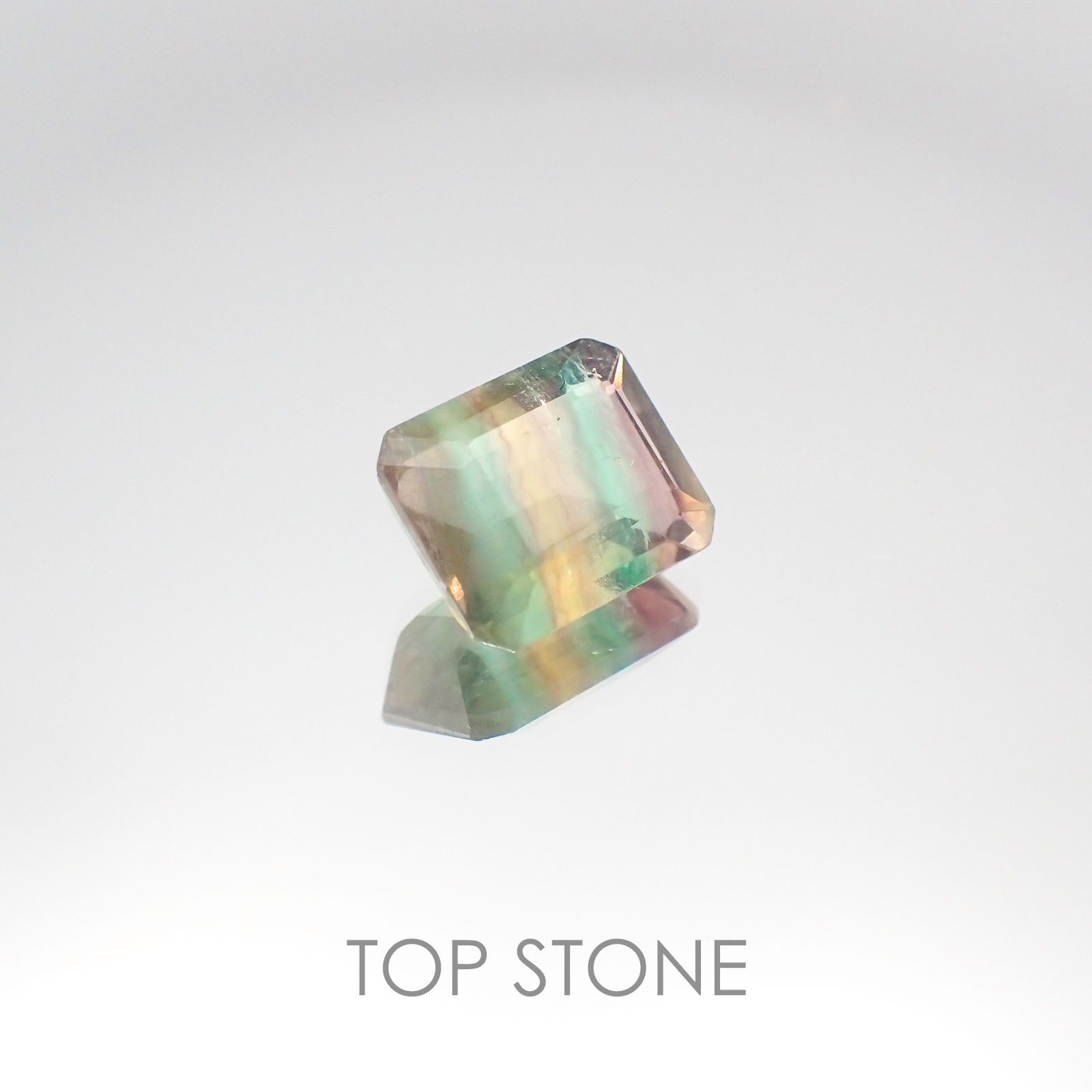 バイカラーフローライト ブラジル産 ルース 3.69ct[20107065]10×8mm前後 | TOP STONE(トップストーン)