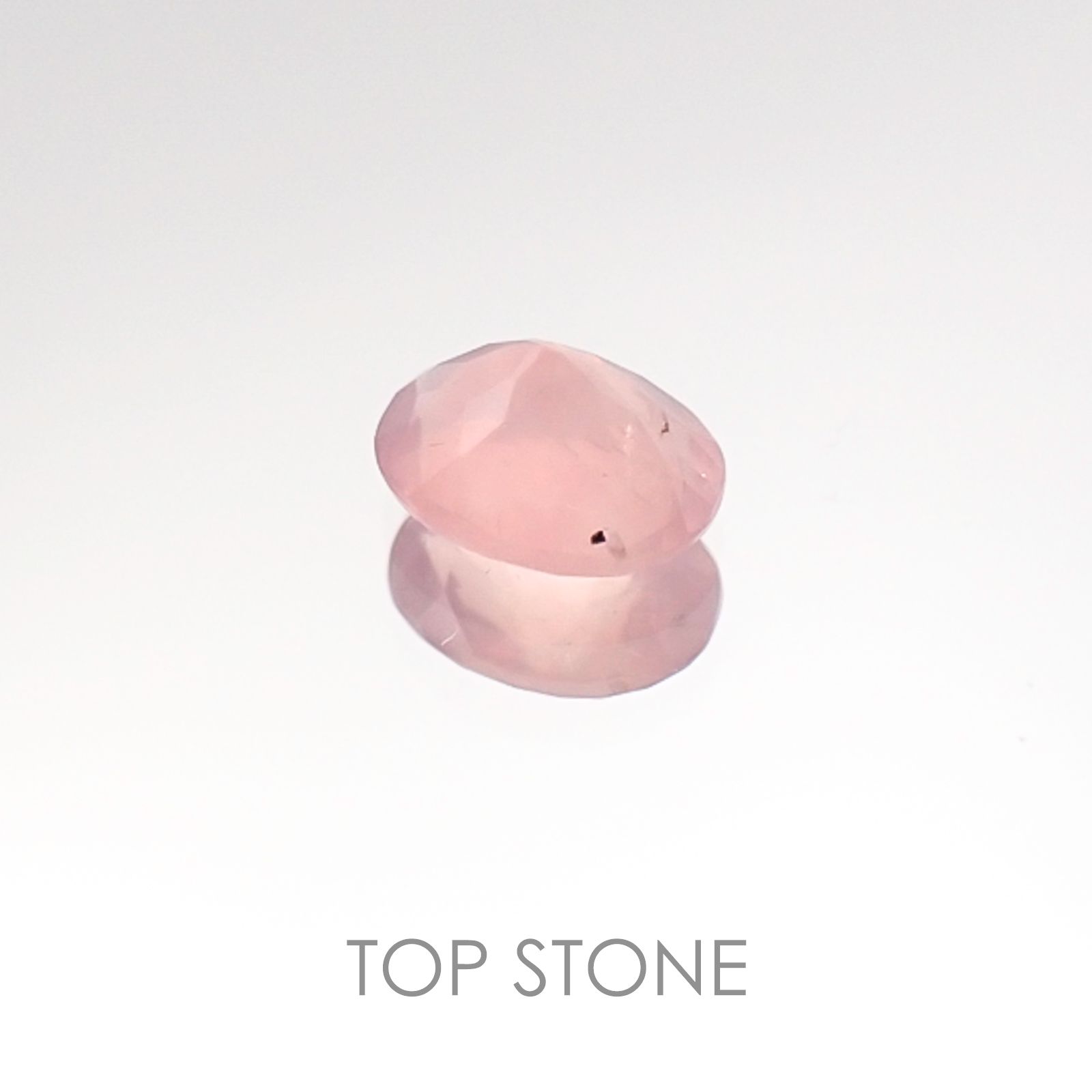 ディープローズクォーツ モザンビーク産 ルース 0.44ct[20106461]5.7×4.6mm前後