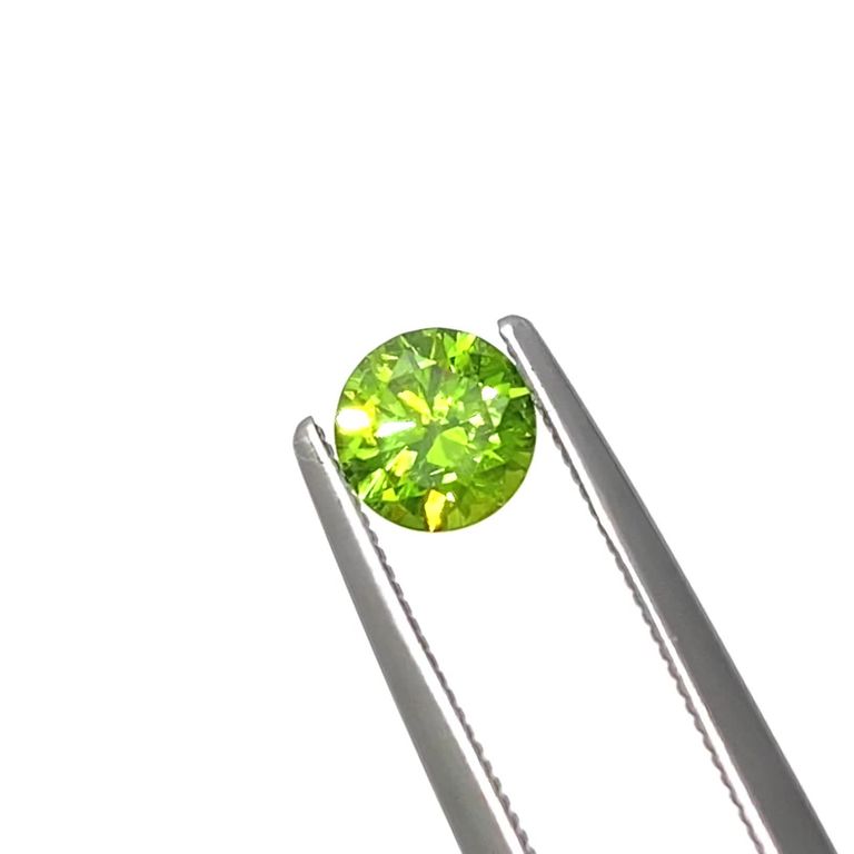 デマントイドガーネット ロシア産 0.64ct[240427196]5.1x5.1mm前後 
