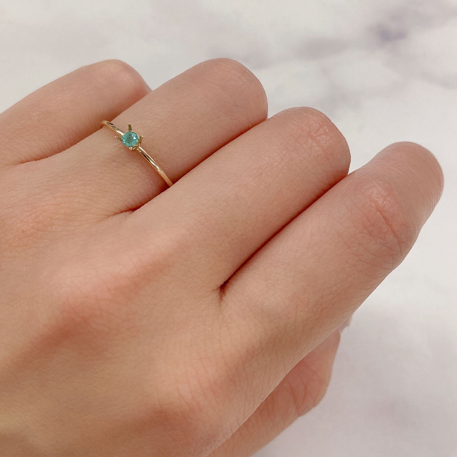 パライバトルマリン(宝石名トルマリン/別名パライバ・トルマリン) ブラジル・パライバ州バターリャ鉱山産 0.072ct 識別済[20096273]2.4×2.4mm前後