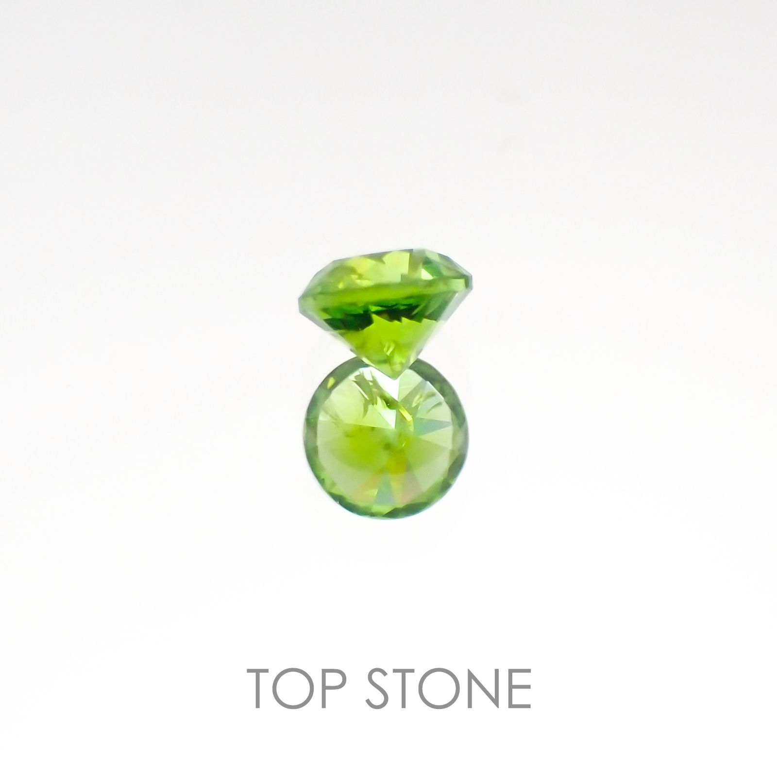 デマントイドガーネット ロシア産 ルース 0.16ct[20107336]3×3mm前後