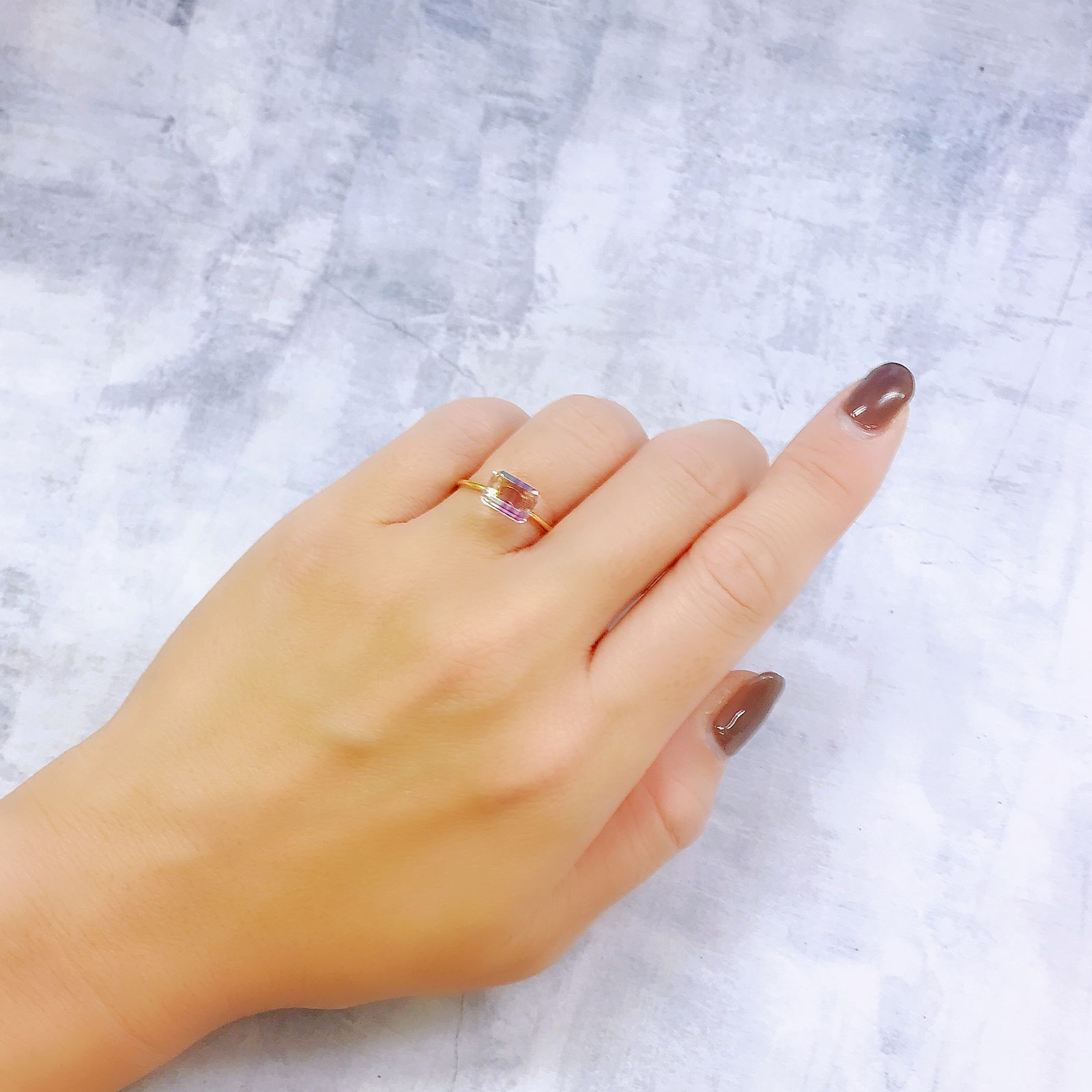 バイカラーフローライト 中国産 1.85ct [220917989]8x5.9mm前後