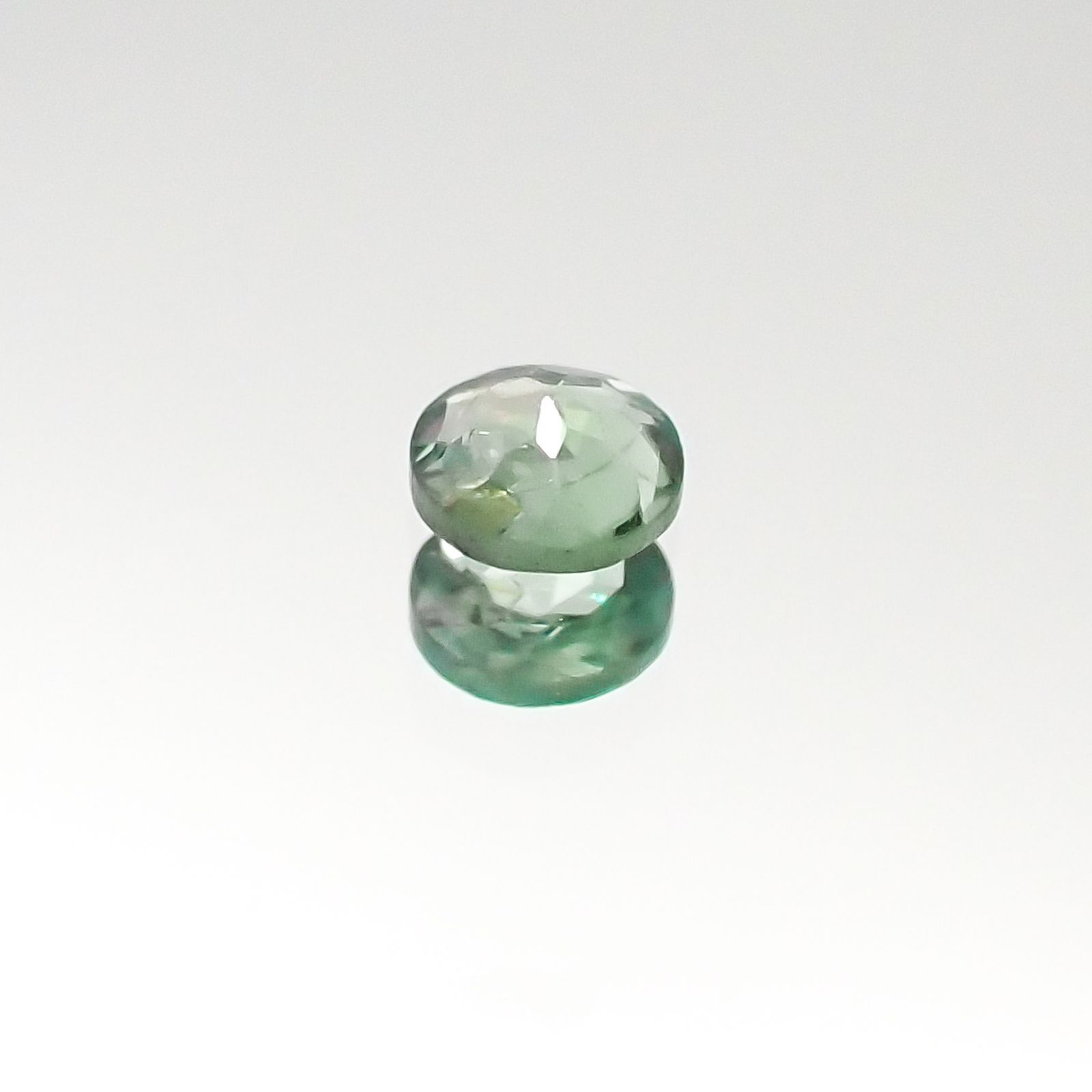 アレキサンドライト インド産 ルース 0.13ct[20095567]3.1×3.1mm前後