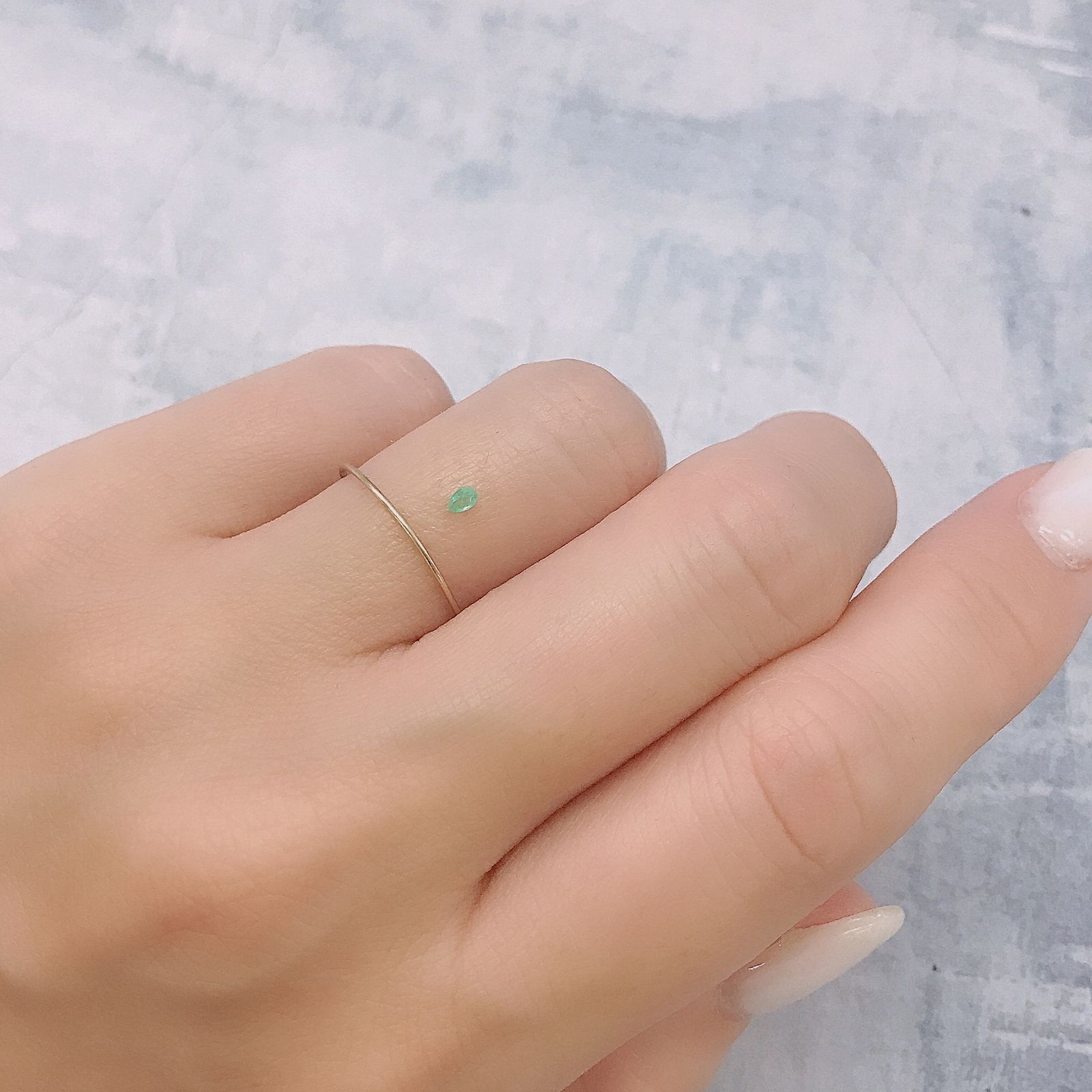 パライバトルマリン(宝石名トルマリン/別名パライバ・トルマリン)ブラジル・パライバ州バターリャ鉱山産 0.033ct 識別済[220616587]2.6x1.9mm前後