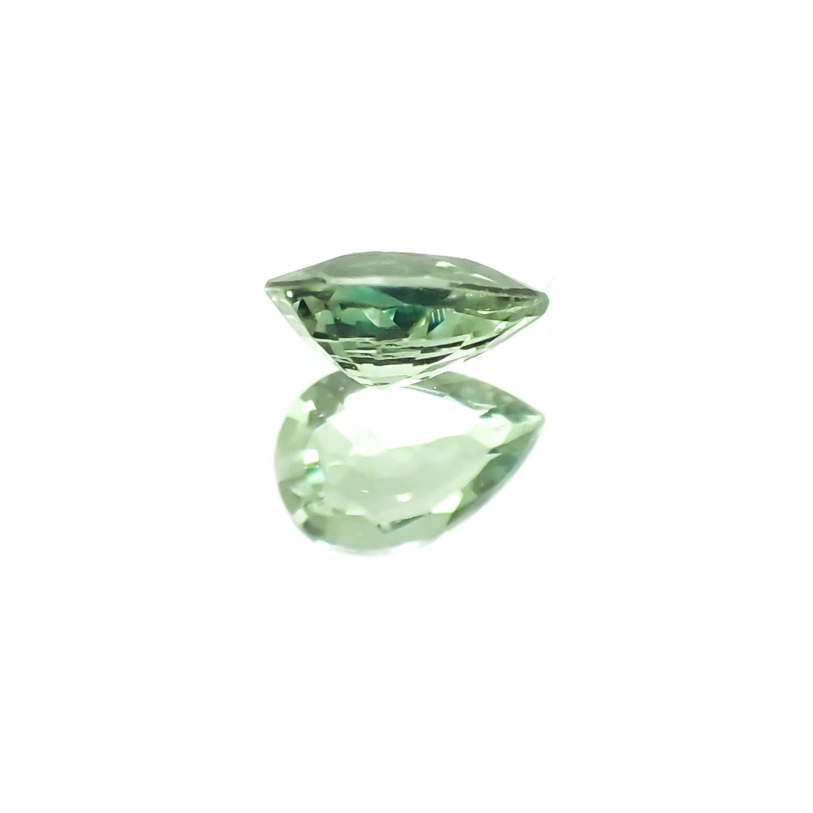 アレキサンドライト マダガスカル産 ルース 0.19ct[20106991]4.4×3mm前後
