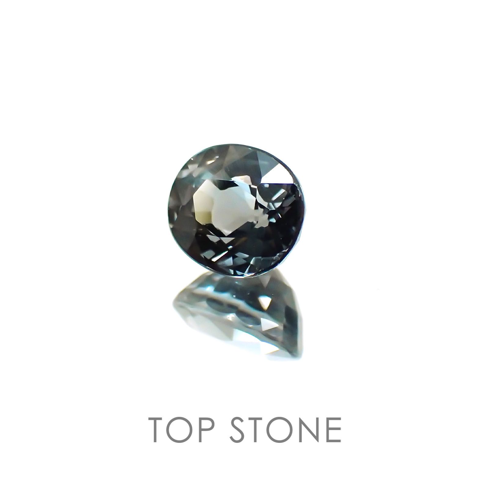 カラーチェンジガーネット(アレキタイプ) マダガスカル・ベキリー産 ルース 0.7ct[20129298]5.2×4.5mm前後