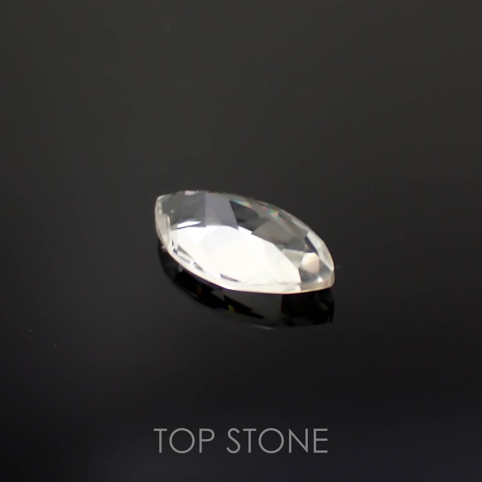オリゴクレース(宝石名オリゴクレース)ブラジル産 1.36ct 識別済[221219441]10.8x6.1mm前後