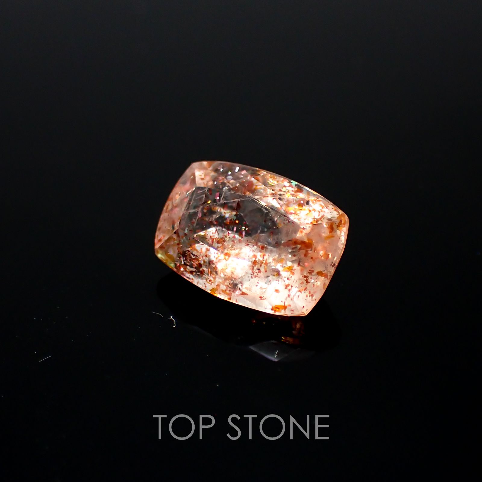イリュージョンサンストーン タンザニア産 ルース 2.56ct[210310200]10.2×7.2mm前後