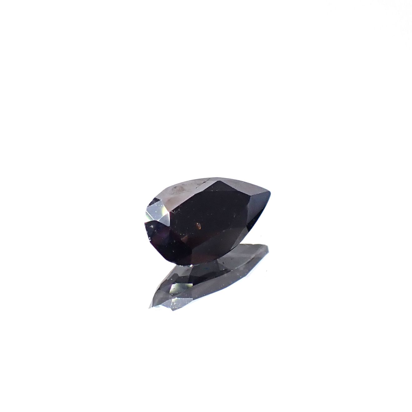ルチル単結晶 ブラジル産 0.92ct [250630607]8.6x4.8mm前後