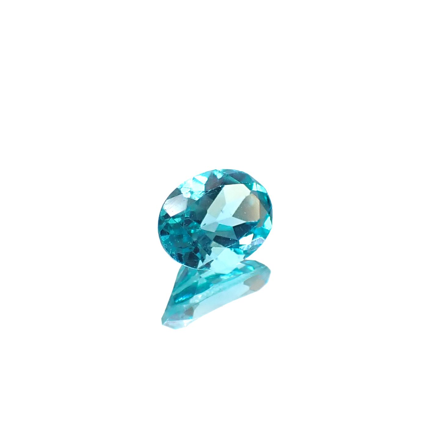 アパタイト(宝石名アパタイト)ブラジル産 0.85ct 識別済[230522010]7x5.1mm前後