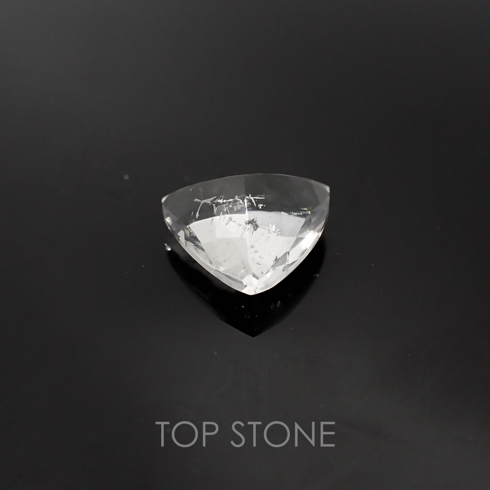 ハイアライトオパール(宝石名オパール) メキシコ産 1.05ct 識別済[20095266]8.2×8.4mm前後