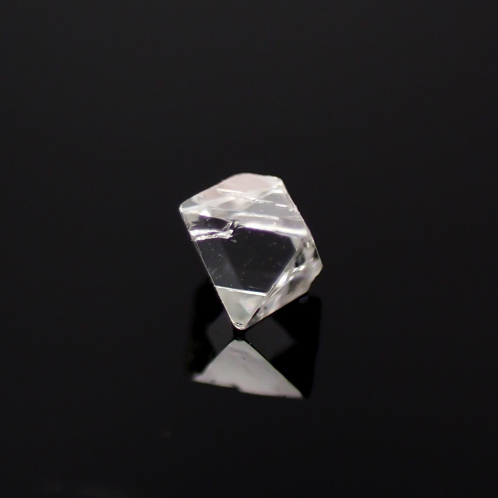 ソーヤブルダイヤモンド 原石 0.095ct[231023619]2.9x2.8mm前後 | TOP