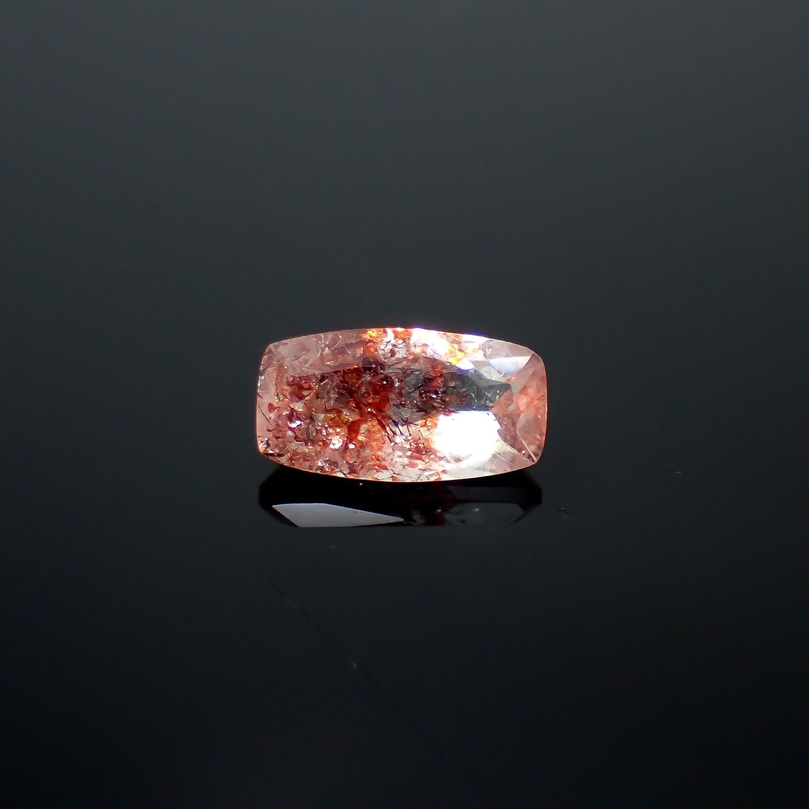 ファイヤークォーツ ナイジェリア産 1.31ct[240326715]9.9x5.3mm前後