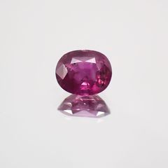 パープルサファイア(宝石名パープル・サファイア) カシミール地方産 0.883ct ソ付(彩珠)[210310229]6.1×5mm前後